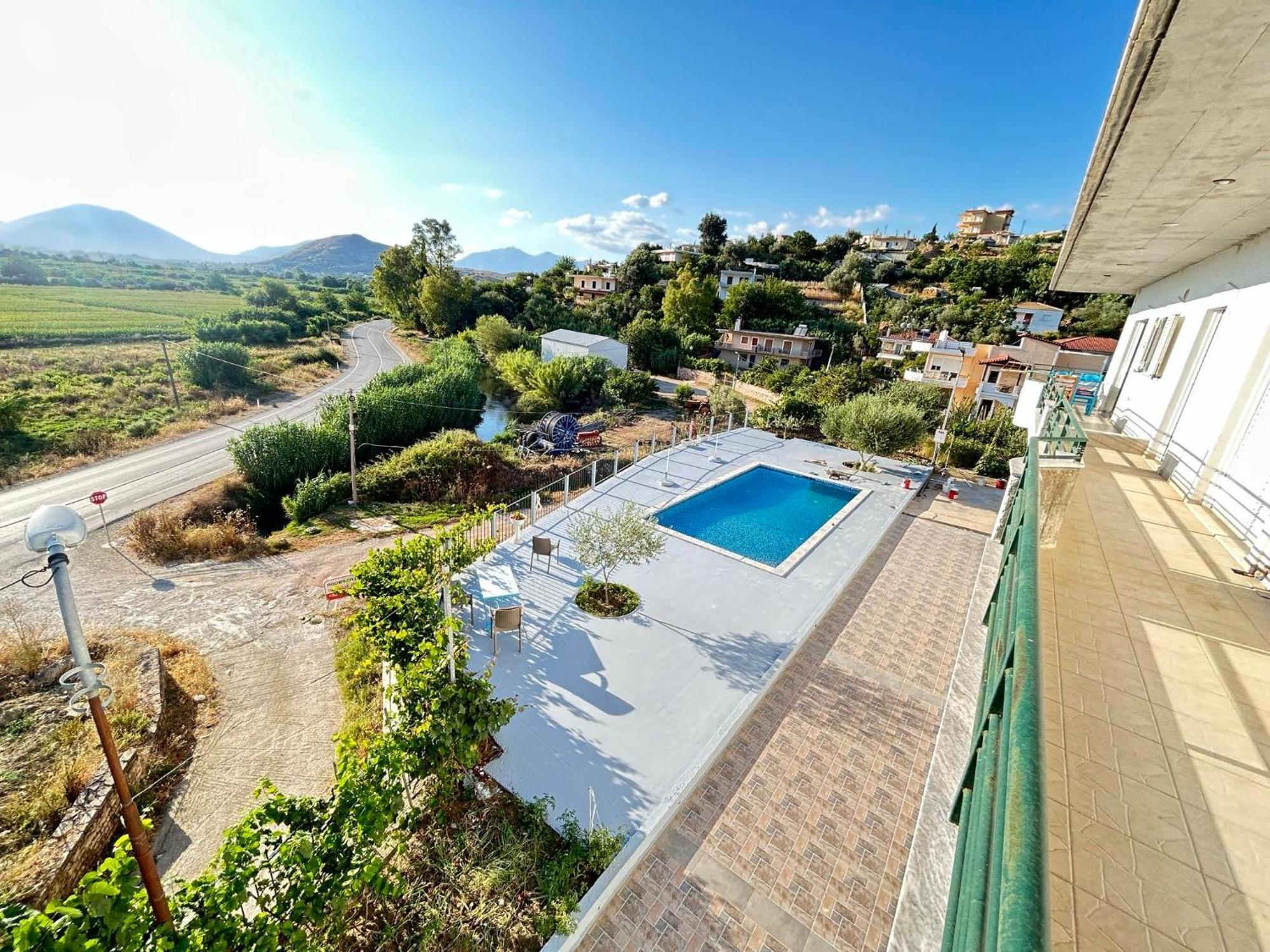 סרנדה Anastasias Apartments מראה חיצוני תמונה