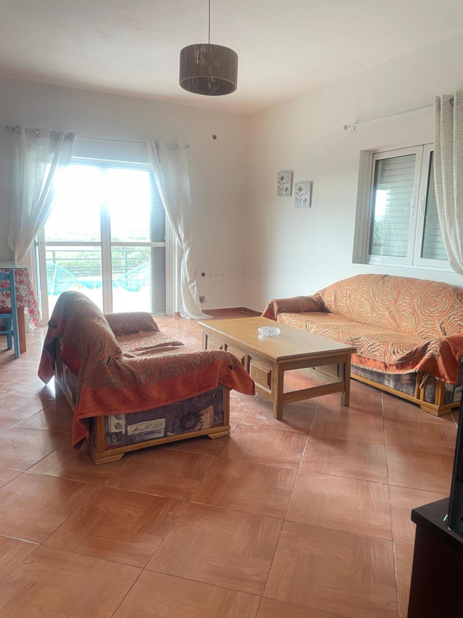 סרנדה Anastasias Apartments מראה חיצוני תמונה